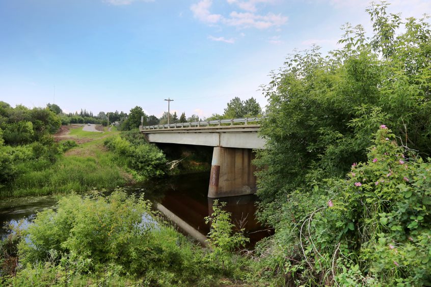 Meadowview Drive Bridge