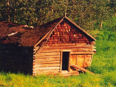 Falling down shed